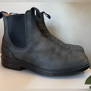 Winter blundstones -AU size 7